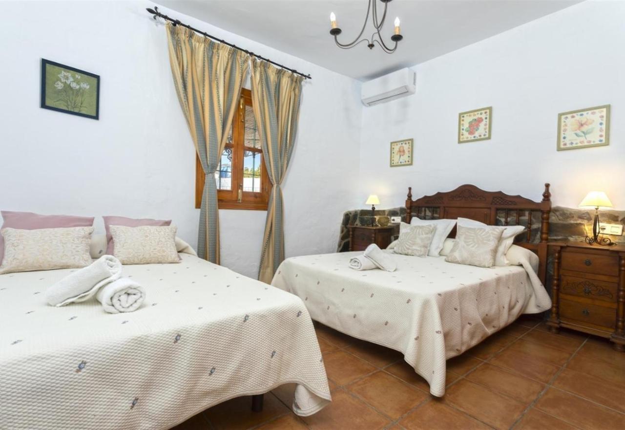 El Puntal De Nieves Villa Nerja Luaran gambar
